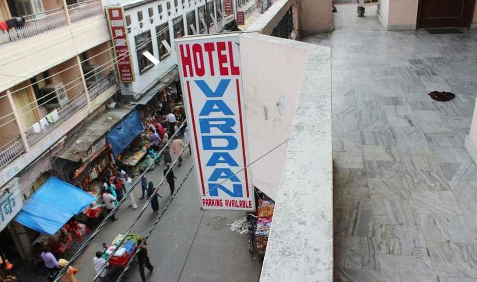 Hotel Vardaan Kankhal Екстериор снимка
